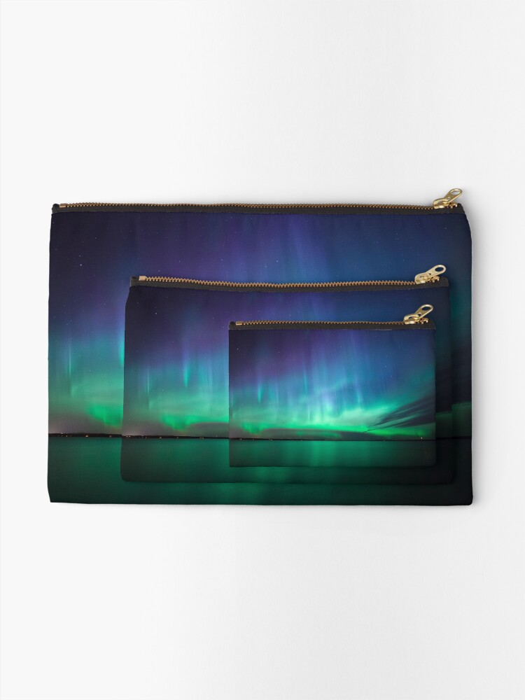 Alternate view of Beautiful northern lights Zipper Pouch