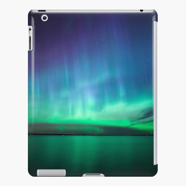 Beautiful northern lights iPad Snap Case