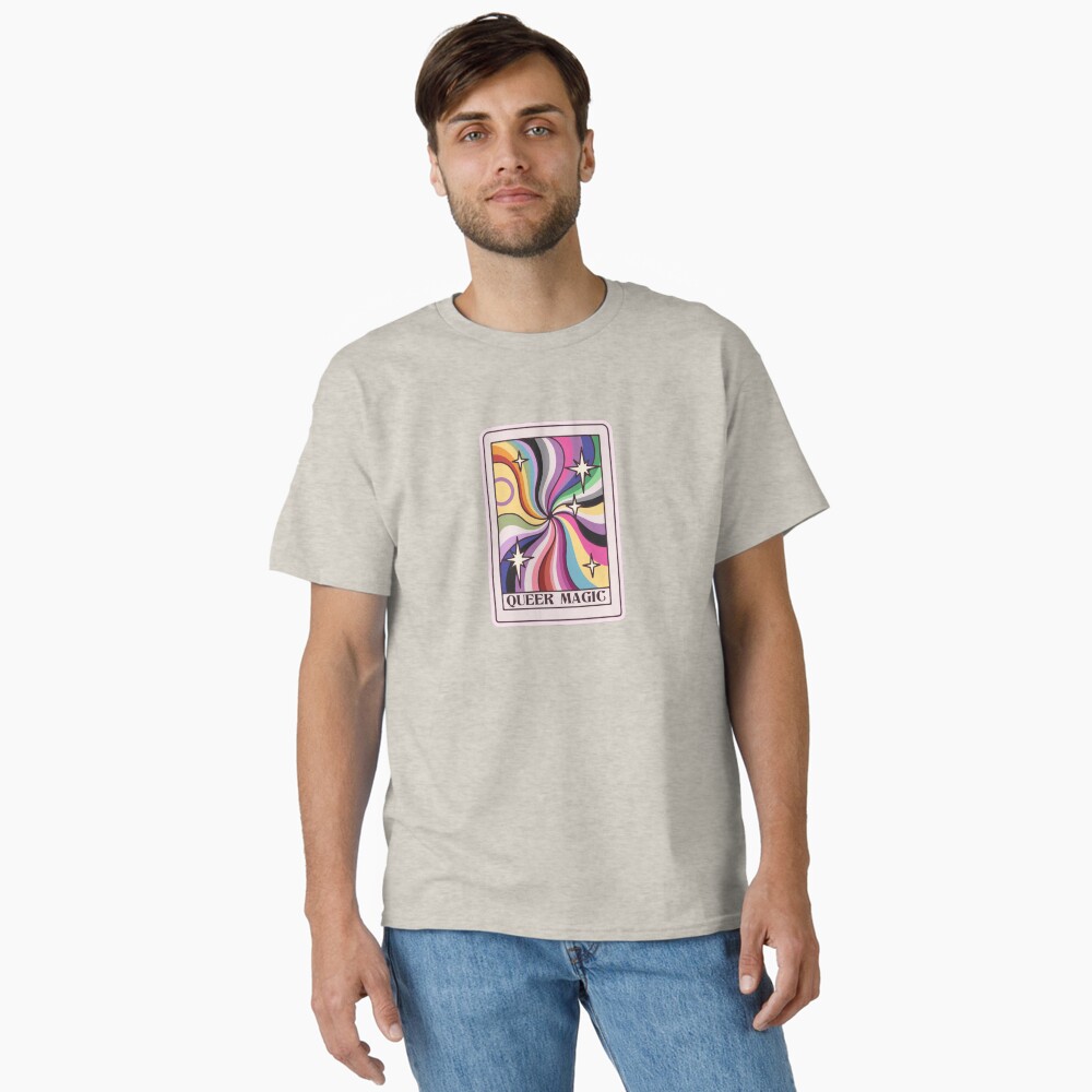 Aperçu de l'œuvre T-shirt classique créée et vendue par nevhada.