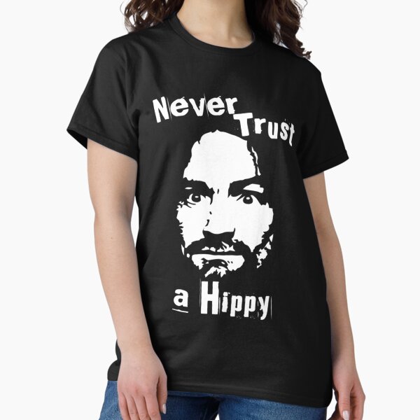 Vista previa del artículo con la obra «Nunca confíes en un hippy», diseñado y vendido por johnsonliies.