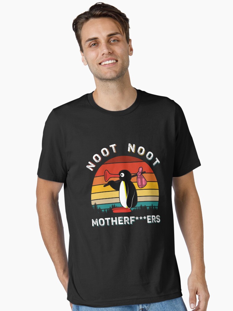 Imagen 1 de 7, Camiseta esencial con la obra Noot Noot Pingu - Regalo, diseñada y vendida por zensmith.
