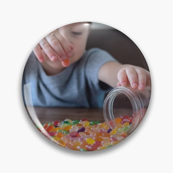 Artikelvorschau, Um die Bohnen zu verschütten – Jelly Beans entworfen und verkauft von visualidioms.