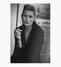 Rauchendes Kate Moss Schwarzweiss-Foto Fotodruck