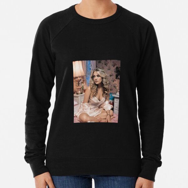 Carrie Underwood Sports Hilarious, Horror-Themed Sweatshirt