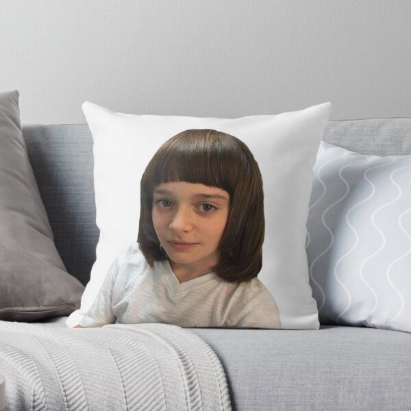 noah schnapp meme - mental breakdown bangs haircut at 2am - stranger things Throw Pillow