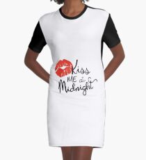 Kiss me at Midnight Graphic T-Shirt Dress