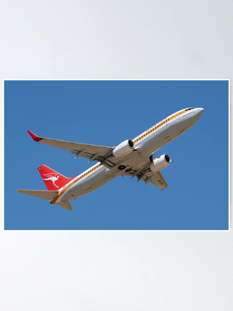 Qantas Boeing 737-838 (Retro Livery) | Poster