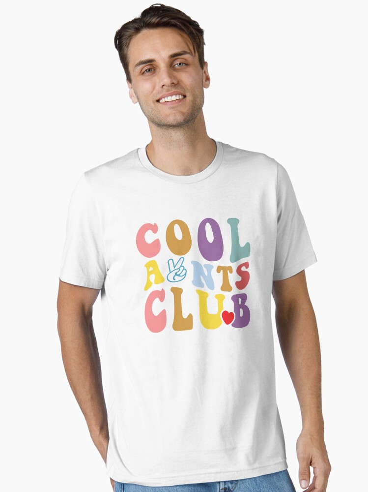 Cool aunts club Essential T-Shirt