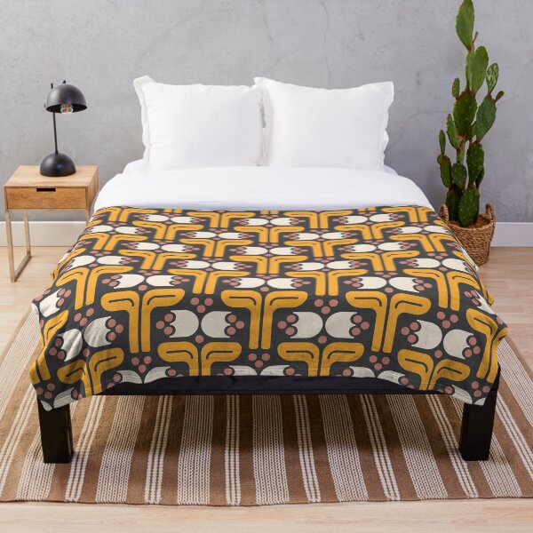 Artikelvorschau, KF 0034 G – Retro-Vintage-Blumen, minimalistisches 70er-Jahre-modernes geometrisches Blumenmuster entworfen und verkauft von KhakiFinch.