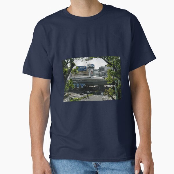 Vista previa del artículo con la obra «Tren bala Shinkansen a través de Tokio», diseñado y vendido por JonesyDave.