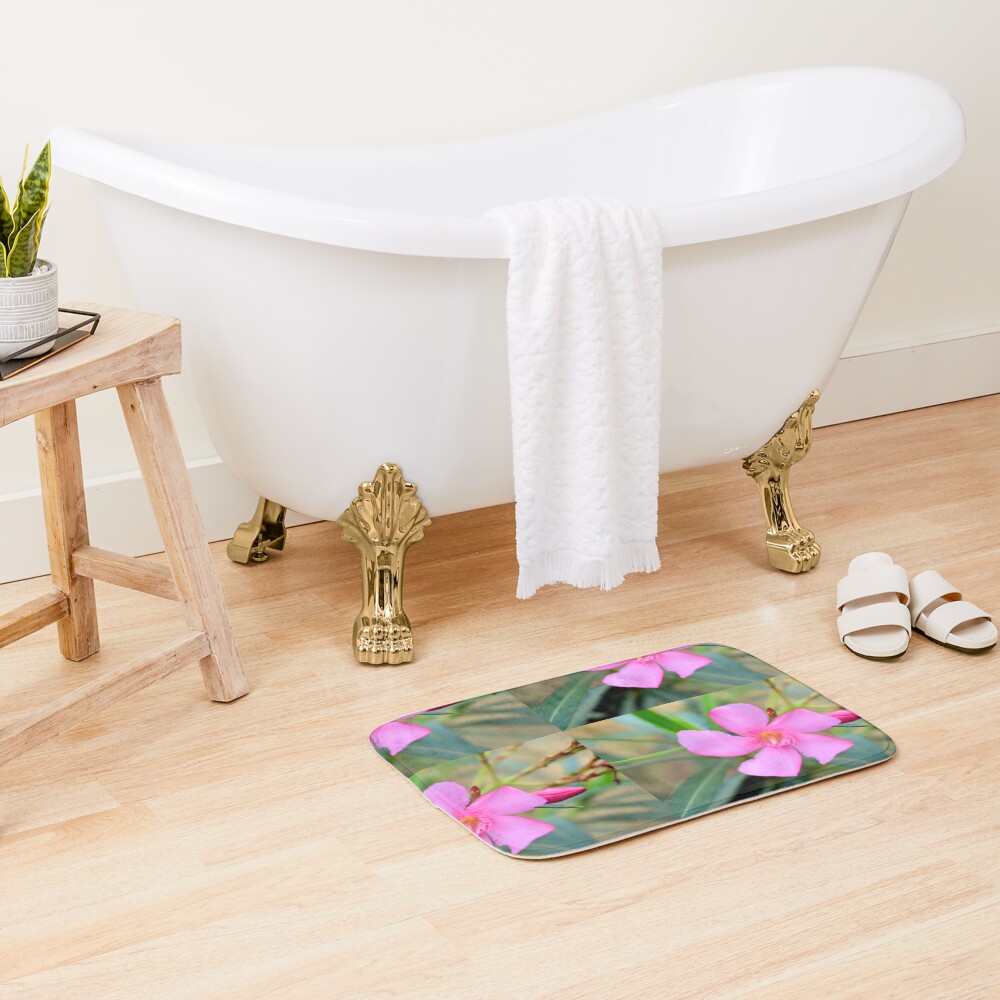 Vista previa del artículo con la obra «Alfombra de baño», diseñado y vendido por Rav33822.