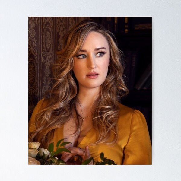 Ashley Johnson  Ashley johnson, Johnson, Golden age of hollywood