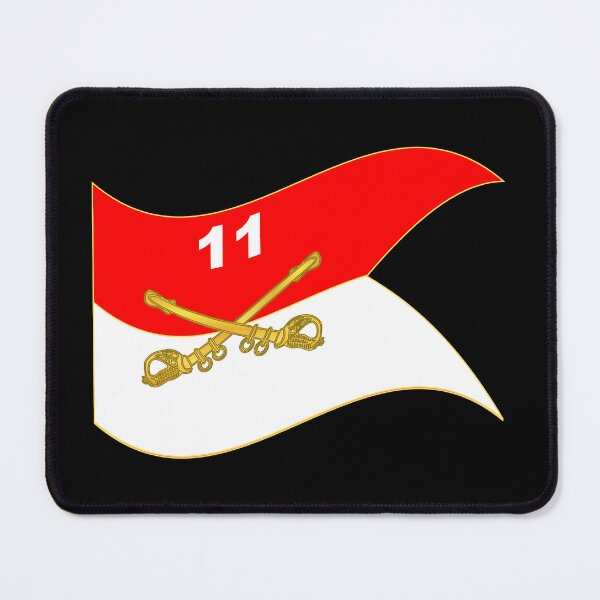 Artikelvorschau, Armee - 11. Panzerkavallerieregiment Guidon Winken X 300 entworfen und verkauft von Military Insignia Products.