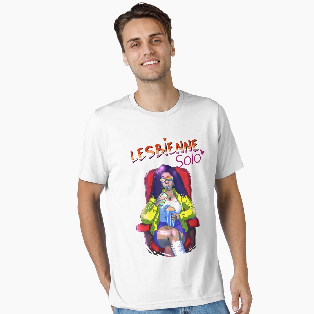 Aperçu de l'œuvre T-shirt essentiel créée et vendue par Reine-Dibussi.