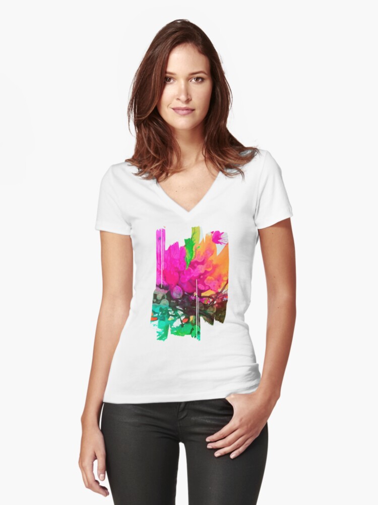 Aperçu 1 sur 3. T-shirt moulant col V avec l'œuvre Eclosion 112 créée et vendue par ElioraBousquet.