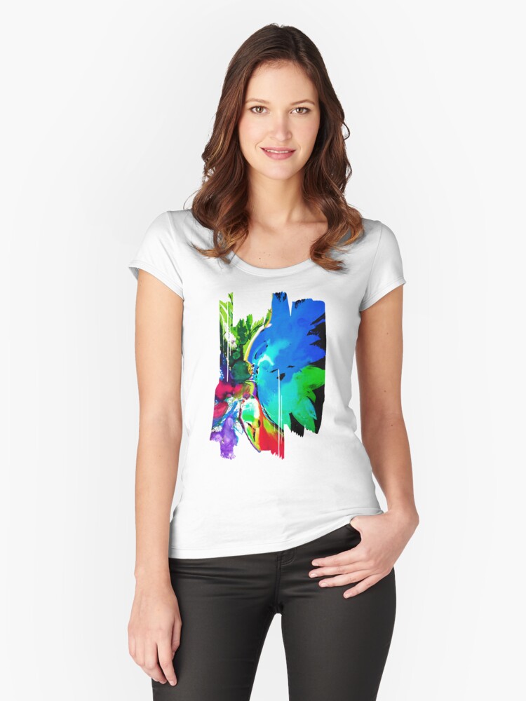 Aperçu 1 sur 3. T-shirt échancré avec l'œuvre Eclosion 283-B créée et vendue par ElioraBousquet.