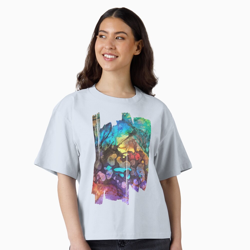 Aperçu de l'œuvre T-shirt ample créée et vendue par ElioraBousquet.