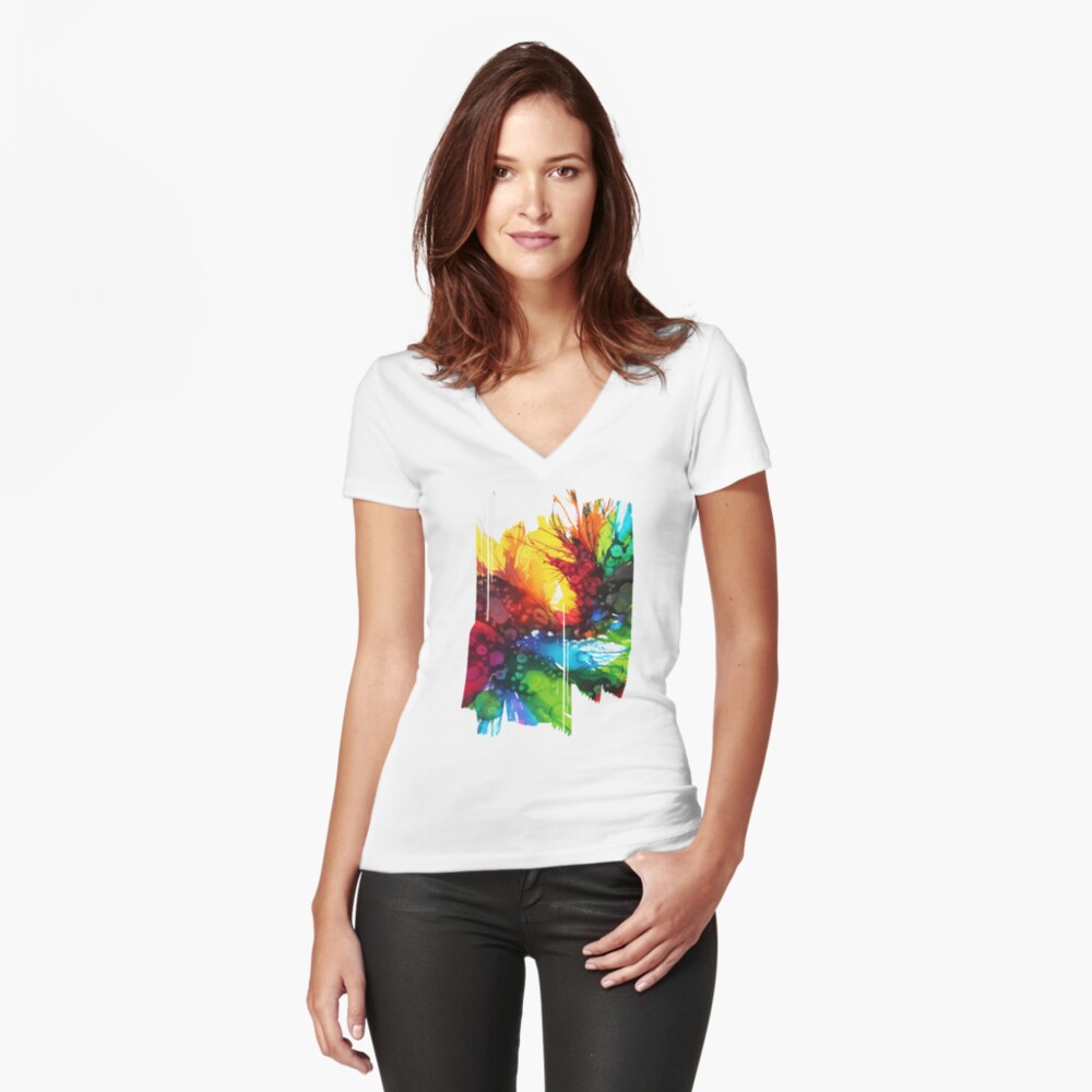 Aperçu de l'œuvre T-shirt moulant col V créée et vendue par ElioraBousquet.