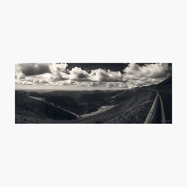 Aperçu de l'œuvre Paysage de montagne - 2015 créée et vendue par Alexandra Cristea.