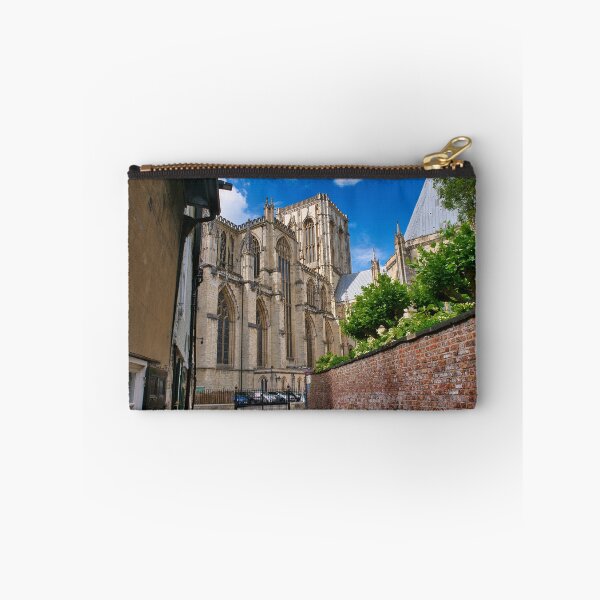 Artikelvorschau, ein weiterer Blick auf die mächtige Kathedrale von York entworfen und verkauft von TheoPhotoraphy.