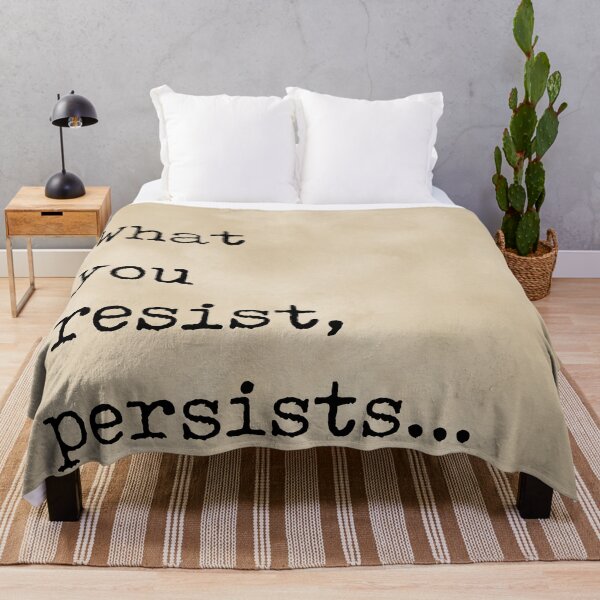 Artikelvorschau, What you resist, persists - Carl Gustav Jung Quote - Literature - Typewriter Print - Vintage entworfen und verkauft von Studio Grafiikka.
