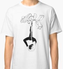 Lyra Back Balance Classic T-Shirt
