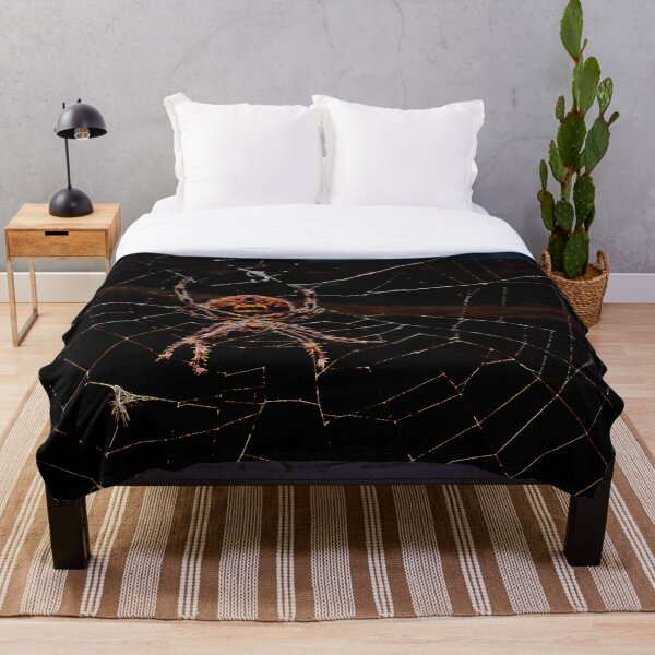 Aperçu de l'œuvre Toile d'araignée noire créée et vendue par FlossOrFi.