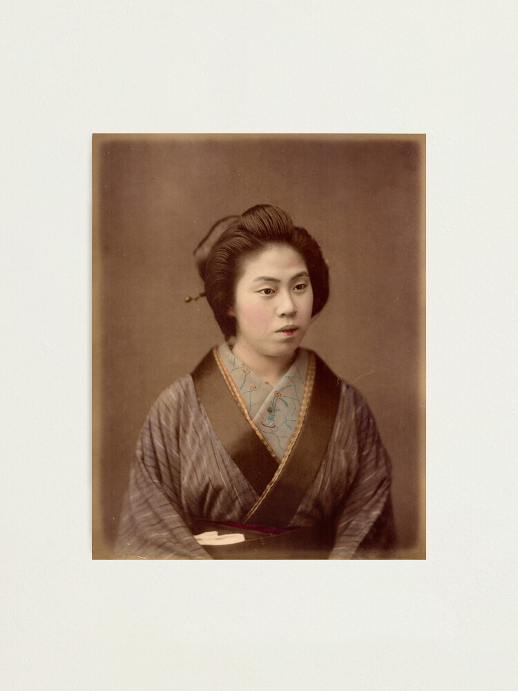 Alternate view of Geisha Photographic Print