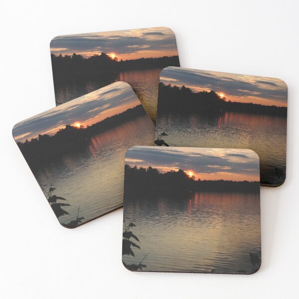 Aperçu de l'œuvre Pointe Au Baril Sunset VII créée et vendue par Deb Oppermann.