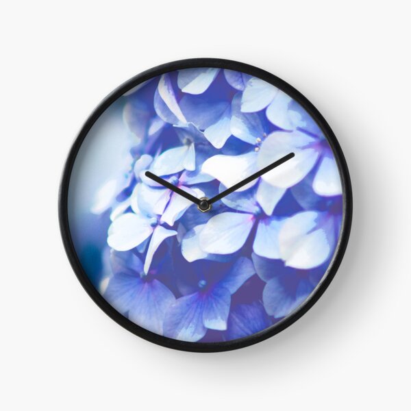Ultra Violet Hydrangea Clock