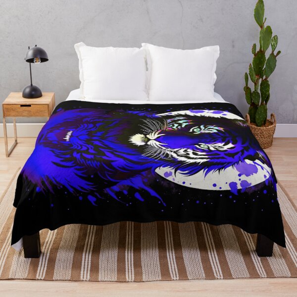 Artikelvorschau, Dunkelblauer Tiger-Vollmond-Kunst entworfen und verkauft von MindWave THC.