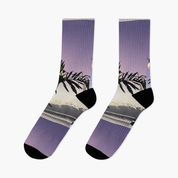 Aperçu de l'œuvre Coucher de soleil à Tahiti créée et vendue par themothchild.