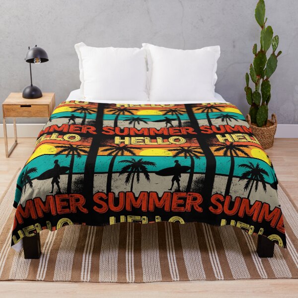 Artikelvorschau, Hallo Sommer Palmblätter Surfer Sonne Retro Vintage Sonnenuntergang entworfen und verkauft von FreeMind-Design.