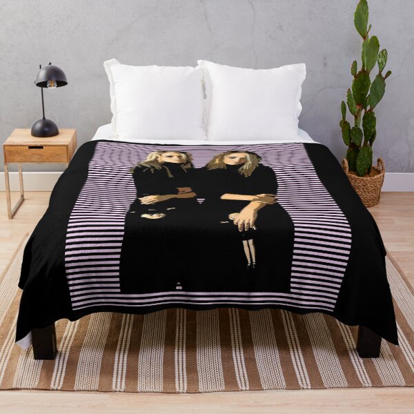 Item preview, mary-kate and ashley olsen twins fan art designed and sold by guarda-dotemple.
