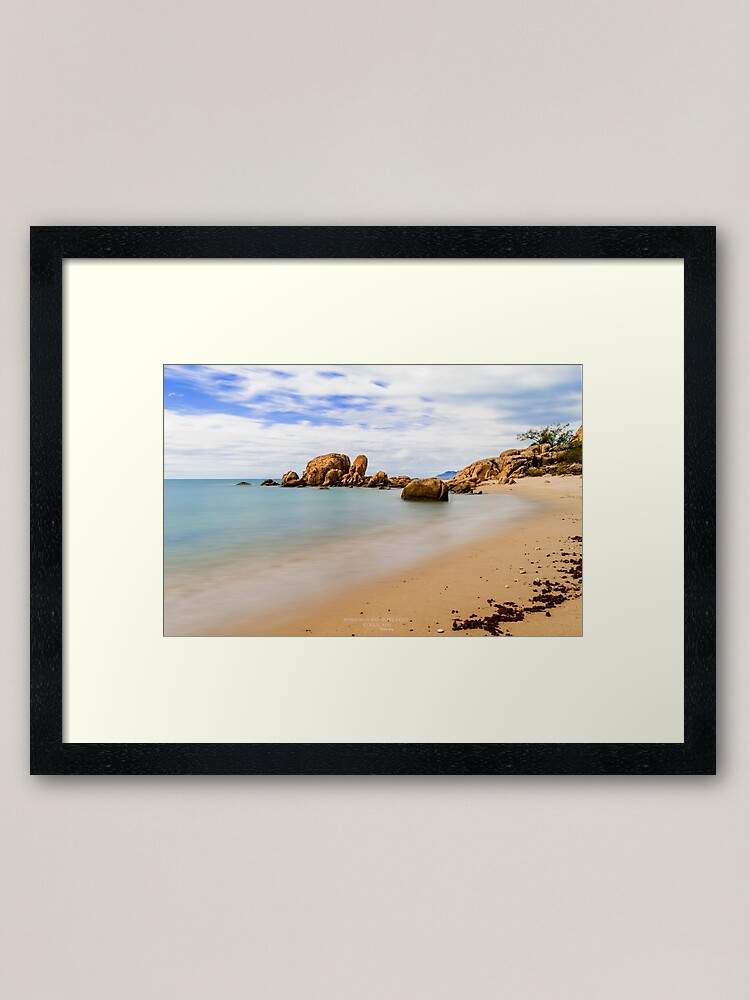 Horseshoe Bay Bowen Framed Art Print By Coolscapes Redbubble