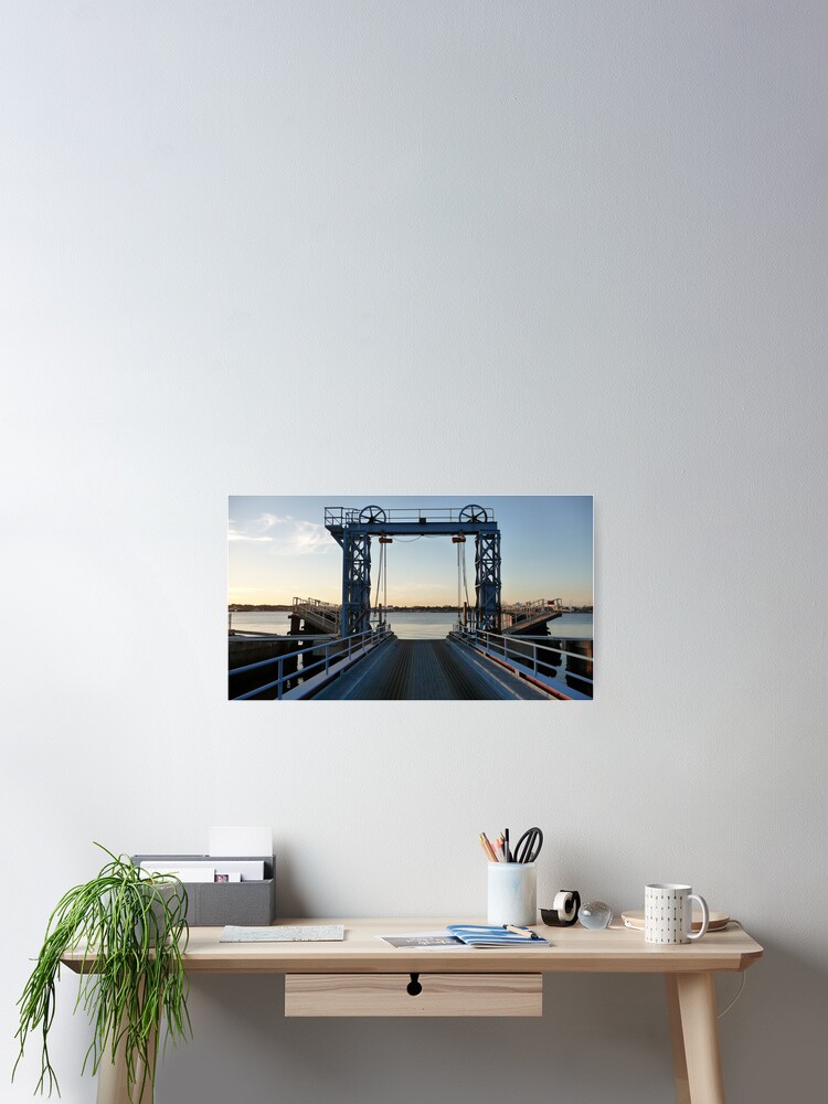 Imagen 2 de 3, Póster con la obra Ferry Ramp, diseñada y vendida por abryant.