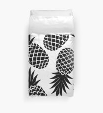 TROPICAL PINEAPPLE WORLD Duvet Cover