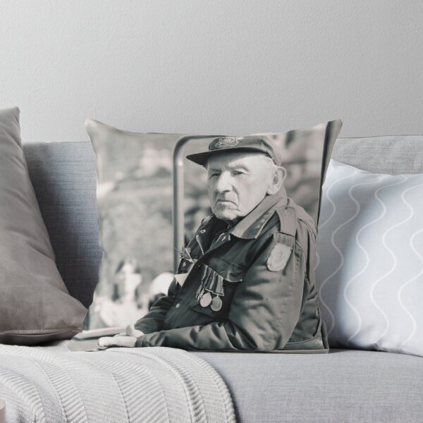 Item preview, Melbourne ANZAC day parade ca.2001 - 04 designed and sold by Norman Repacholi | Keystone Photography.