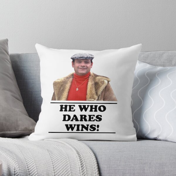 Delboy - He who dares wins Throw Pillow