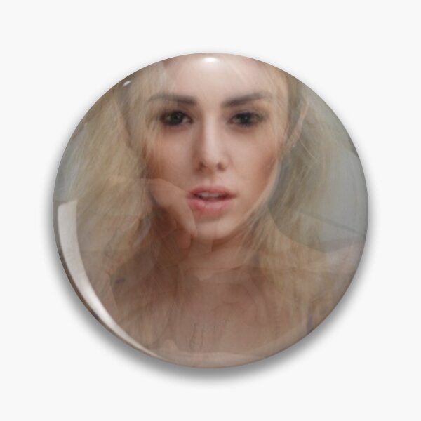 Artikelvorschau, Alysha Nett Portrait Overlay entworfen und verkauft von Steven Socha.