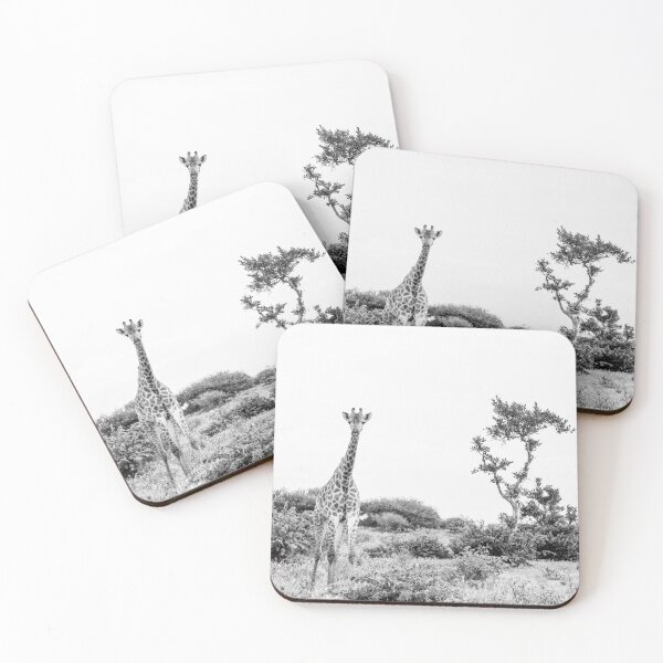 Artikelvorschau, Anmutige Giraffe in Monochrom entworfen und verkauft von Alison Lee Rubie.