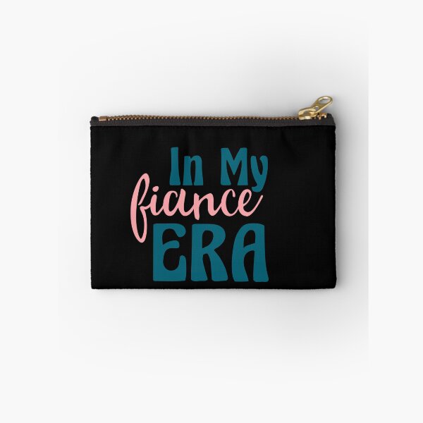 Artikelvorschau, In My Fiance Era | Fiance | Wedding | Engaged | Engagement entworfen und verkauft von ShoniwDesigns.