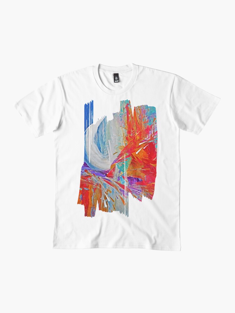 Aperçu 2 sur 4. T-shirt premium avec l'œuvre Odyssée onirique créée et vendue par ElioraBousquet.