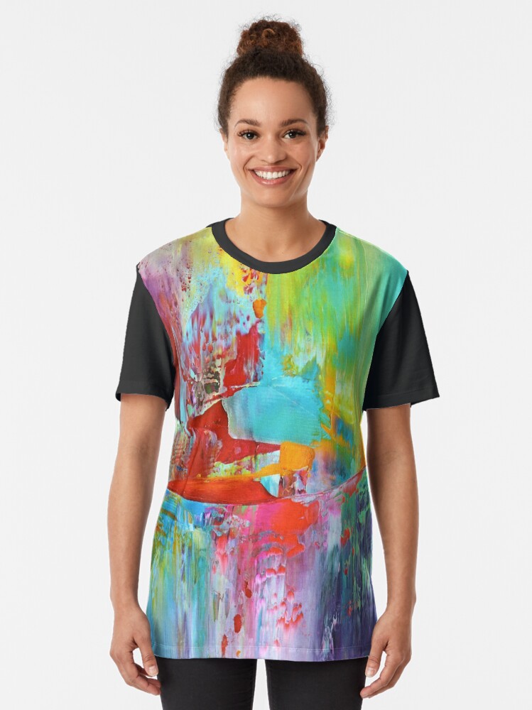 Aperçu 2 sur 5. T-shirt graphique avec l'œuvre La tentation d Eve créée et vendue par ElioraBousquet.
