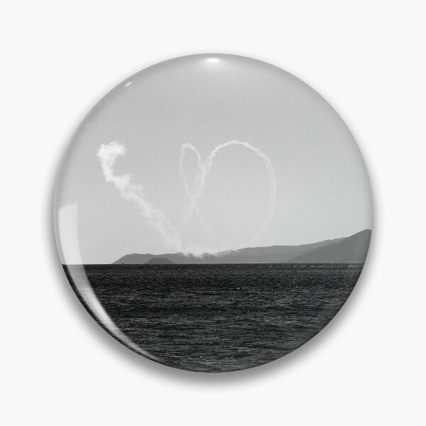 Item preview, 2012 L'isola e gli aeroplani designed and sold by robertoferrero.