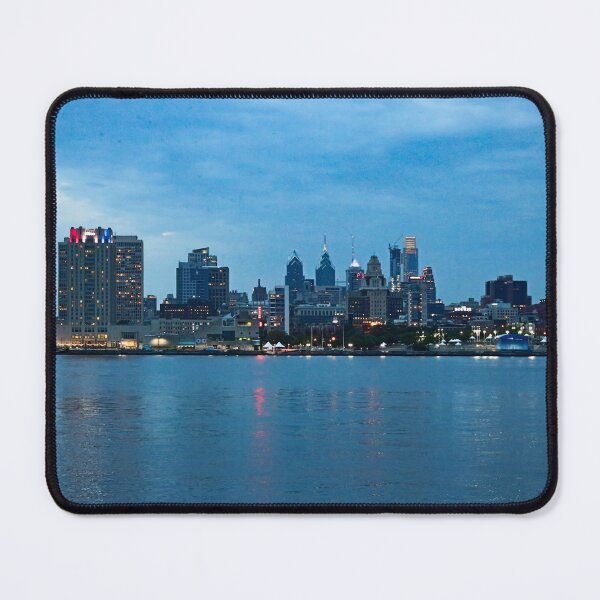 Artikelvorschau, Philadelphia-Skyline entworfen und verkauft von Michelle Shustack.