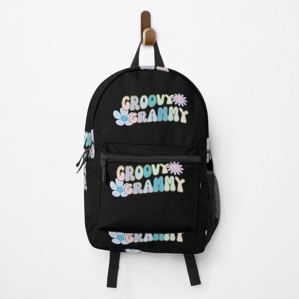 Artikelvorschau, GROOVY GRAMMY – Enkelkinder, Hippie Gma, Pazifischer Ozean, Pastellsonnenuntergang entworfen und verkauft von Sun Sand & Sea Art.