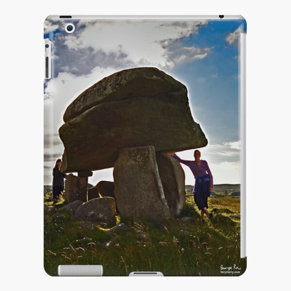 Kilclooney Dolmen, County Donegal iPad Snap Case