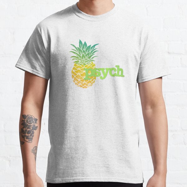 pineapple shirt girl youtuber
