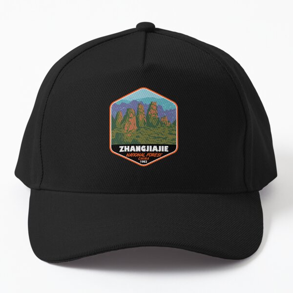 Artikel-Vorschau von Zhangjiajie Nationalwald China Vintage Emblem, designt und verkauft von KrisSidDesigns.